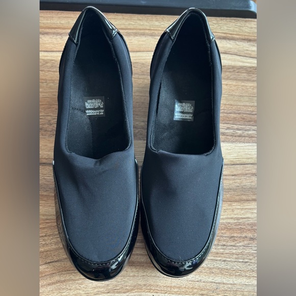 East 5th black wedge dress shoes - Picture 3 of 7